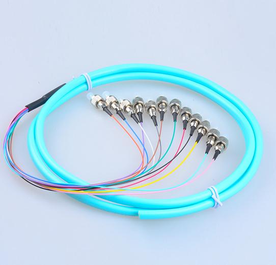 FC/UPC OM3 à plusieurs modes de fonctionnement 50/125 12 tresse optique de fibre de paquet des noyaux LSZH pour FTTH