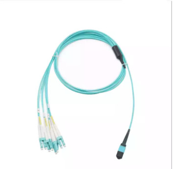 OM3 8 noyaux MPO à la corde de correction duplex de fibre de LC